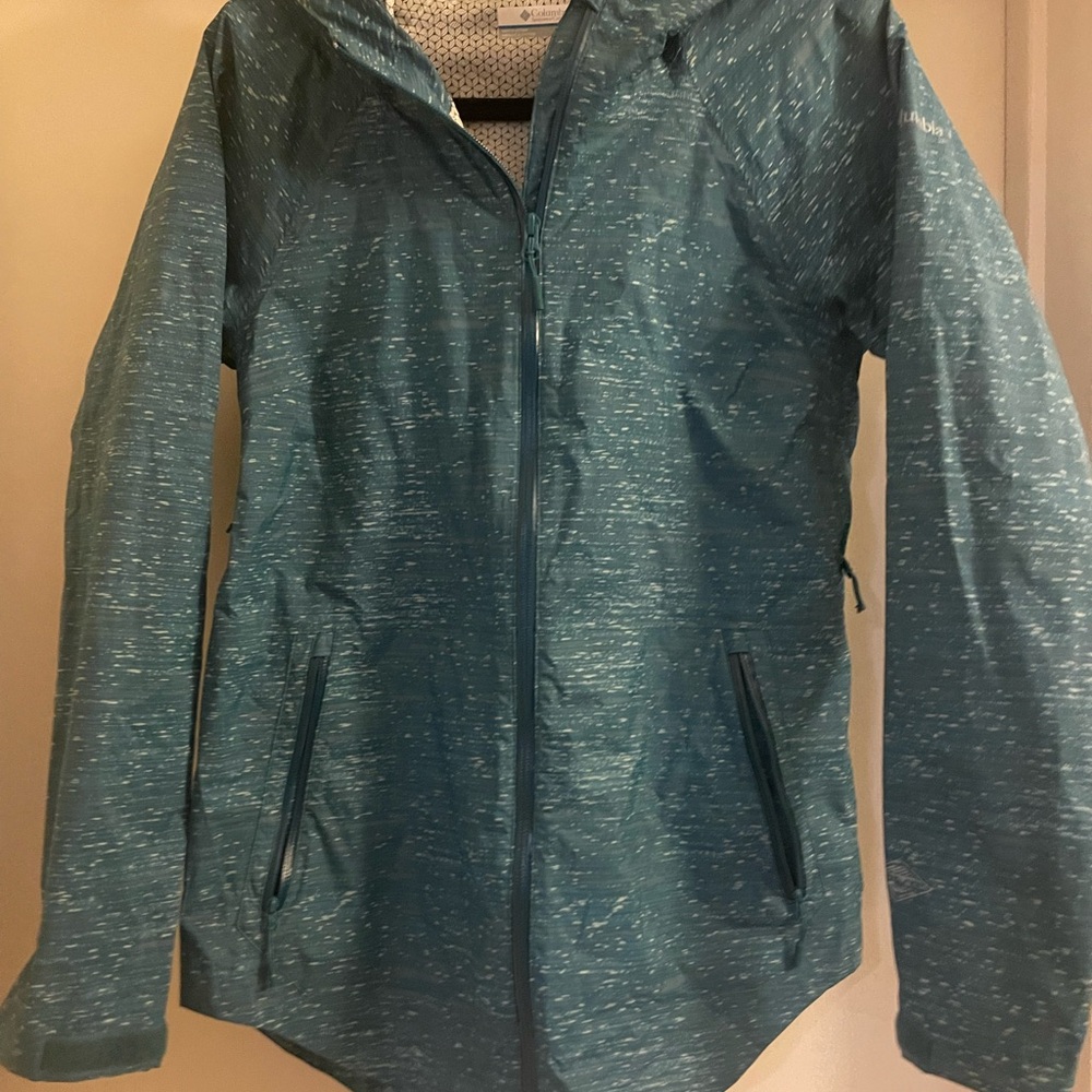LIKE NEW Columbia Teal/Turquoise Hooded Rain Jacket with Snow-Ready Features